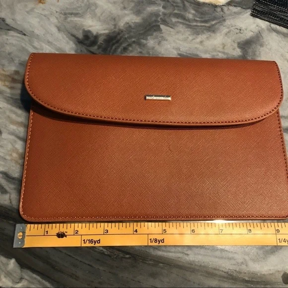 Lovevook Clutch Brown Rust New No Tags - Picture 6 of 7